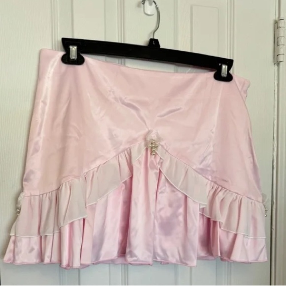 NWT Dolls Kill Sugar Thrillz Satin Ruffle skirt with Pearl crosses  XXS